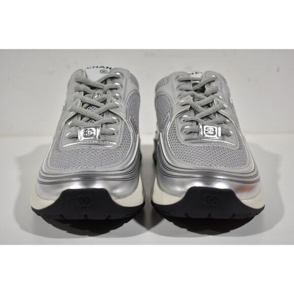 Chanel 23C Gray Silver Metallic CC Logo Lace Up Flat Runner Trainer Sneaker 38.5 - Picture 6 of 12
